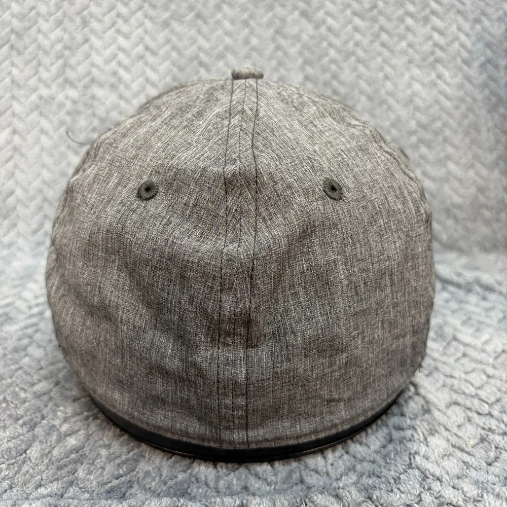 Wynn Golf Club Nevada Logo Hat Charcoal Gray Stretch Fit Baseball Cap